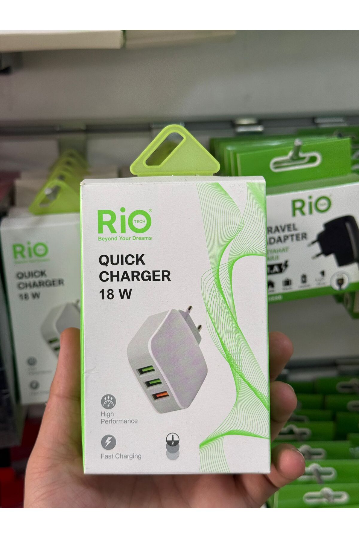 18W 3 ÇOKLU USB GİRİŞLİ ŞARJ ADAPTÖRÜ BÜTÜN USB GİRİŞLERİ İLE UYUMLU
